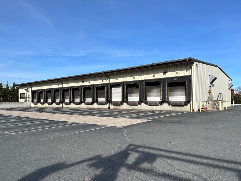 More Photos Of 38 Kripes Rd, East Granby Truck Terminal For Lease