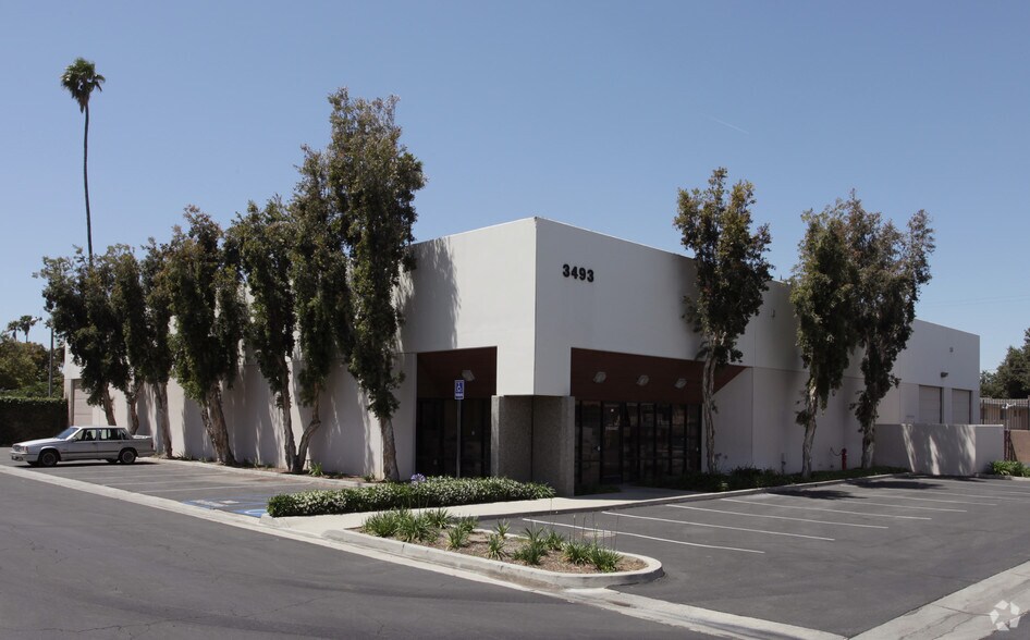 Primary Photo Of 3493 Durahart St, Riverside Warehouse For Lease