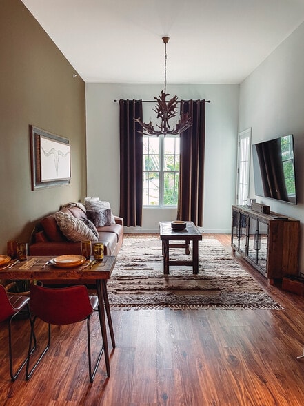More Photos Of 916 Buchanan St, Nashville Apartments For Sale