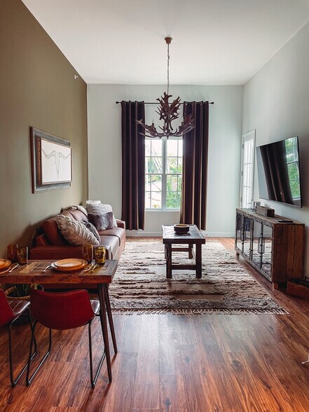 More Photos Of 916 Buchanan St, Nashville Apartments For Sale