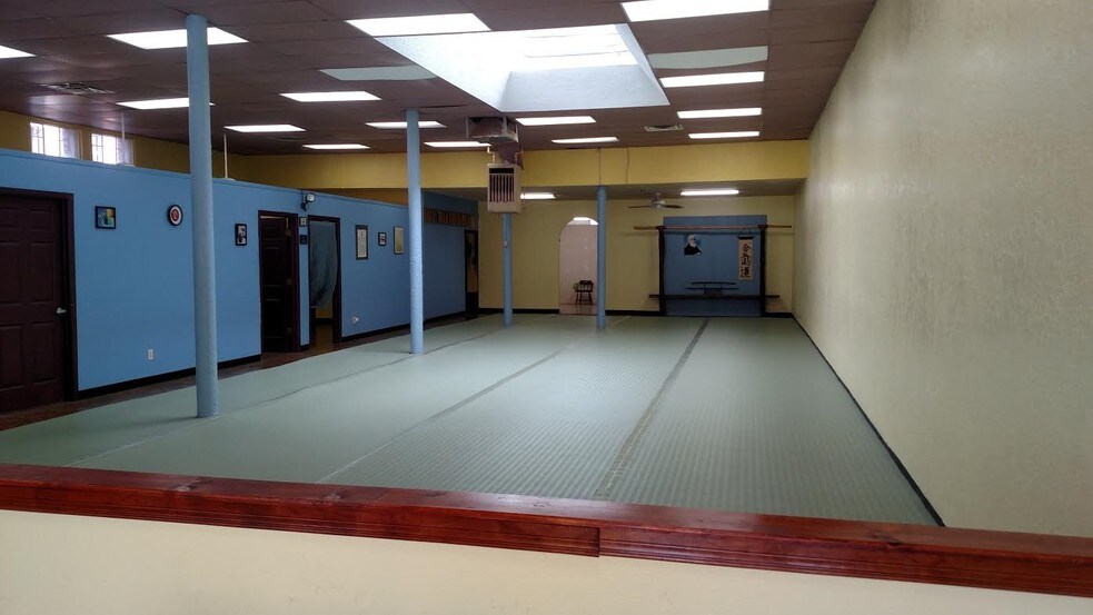 More Photos Of 806-812 Montana Ave, El Paso Office For Lease