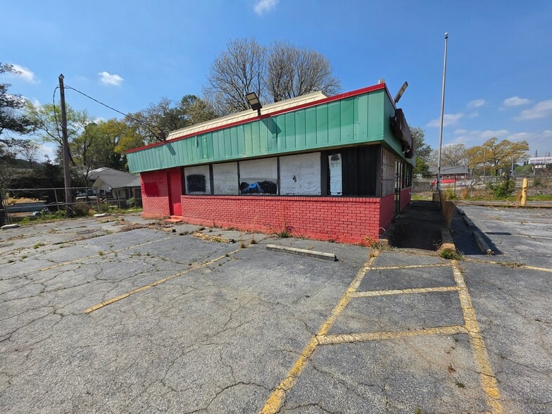 More Photos Of 4001 Glenwood Rd, Decatur Fast Food For Sale