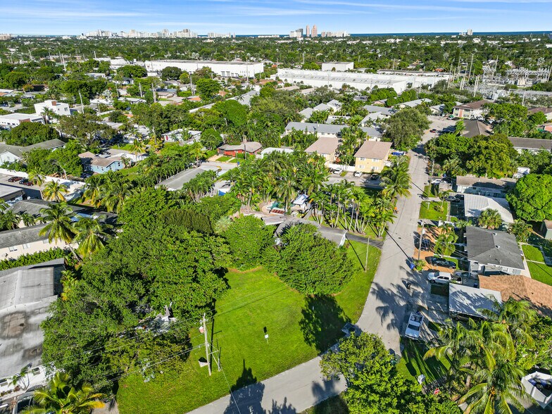More Photos Of 827 NE 14th Pl, Fort Lauderdale Land For Sale