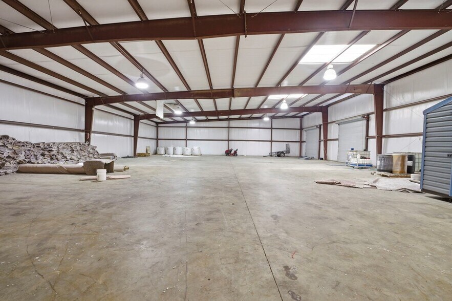 More Photos Of 2124 Hamilton St, Dalton Research And Development For Sale