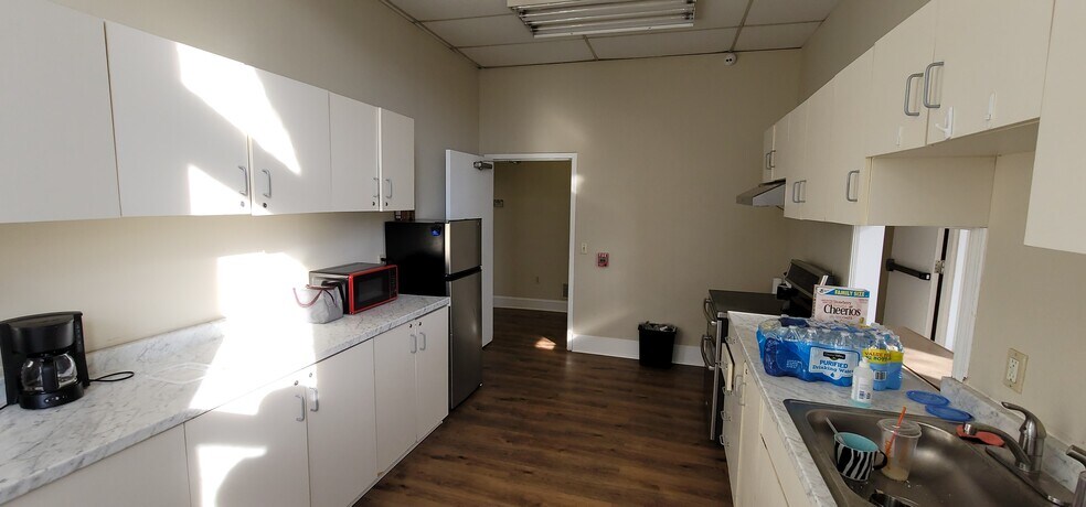 More Photos Of 501 Penn St, Reading Office For Sale