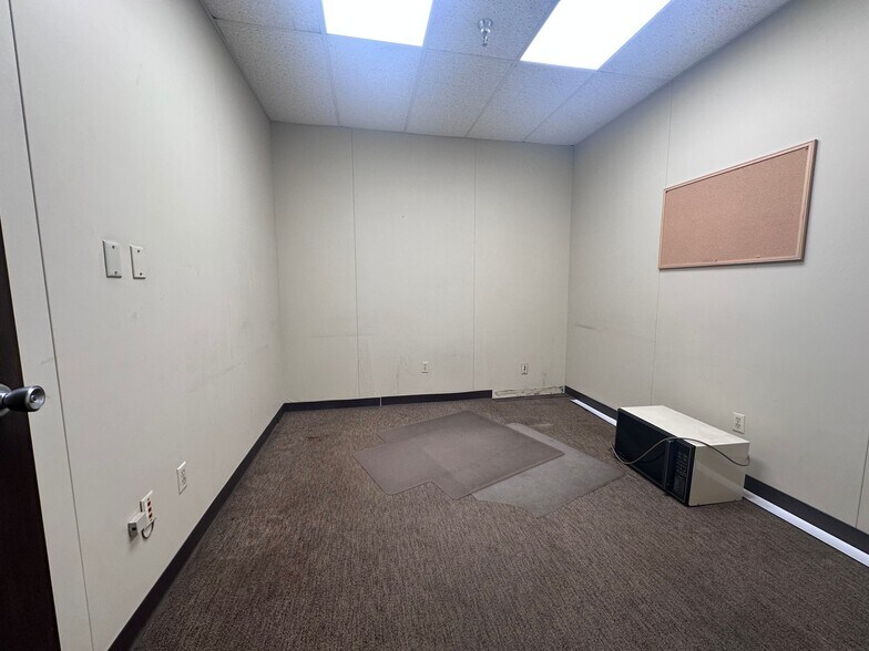 More Photos Of 2360 S Airport Rd W, Traverse City Industrial For Lease