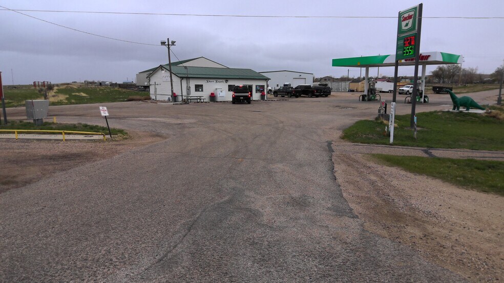 More Photos Of 7 55 Ranch Rd, Glenrock Service Station For Sale