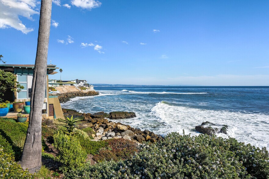 More Photos Of 1430 Merrill St, Santa Cruz Multifamily For Sale