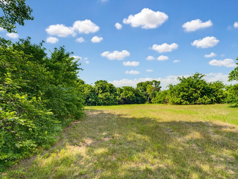 More Photos Of 1300 S Trenchard St, Decatur Land For Sale