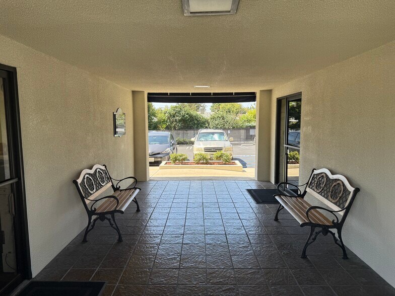 More Photos Of 144-148 E Foothill Blvd, Arcadia Office For Sale