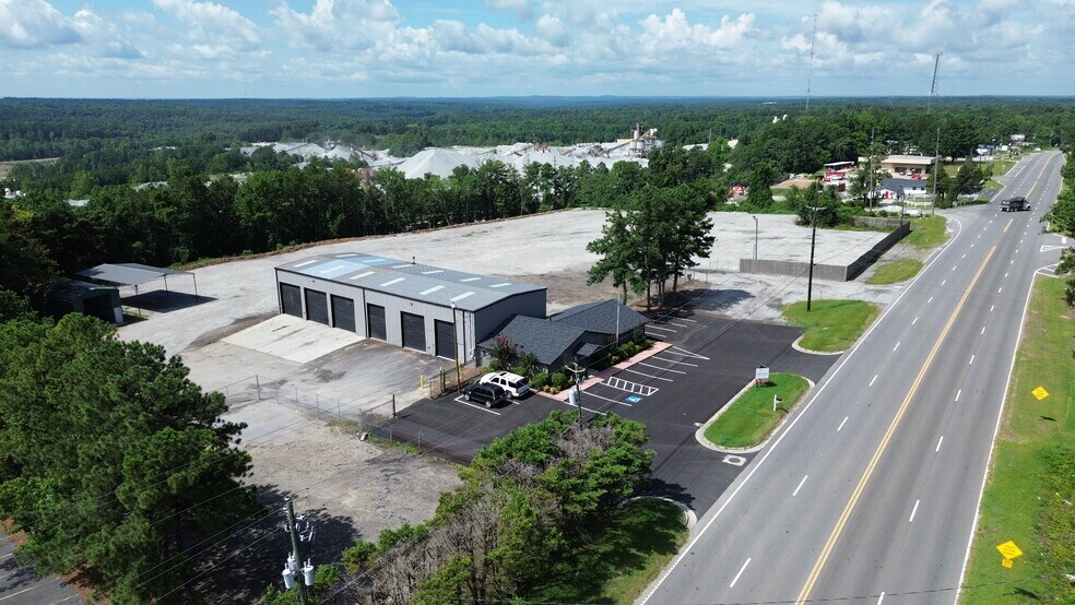 More Photos Of 13161 Veterans Memorial Hwy, Douglasville Industrial For Sale