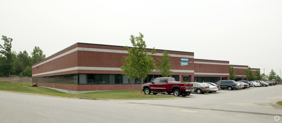 More Photos Of 37 Upton Dr, Wilmington Flex For Sale