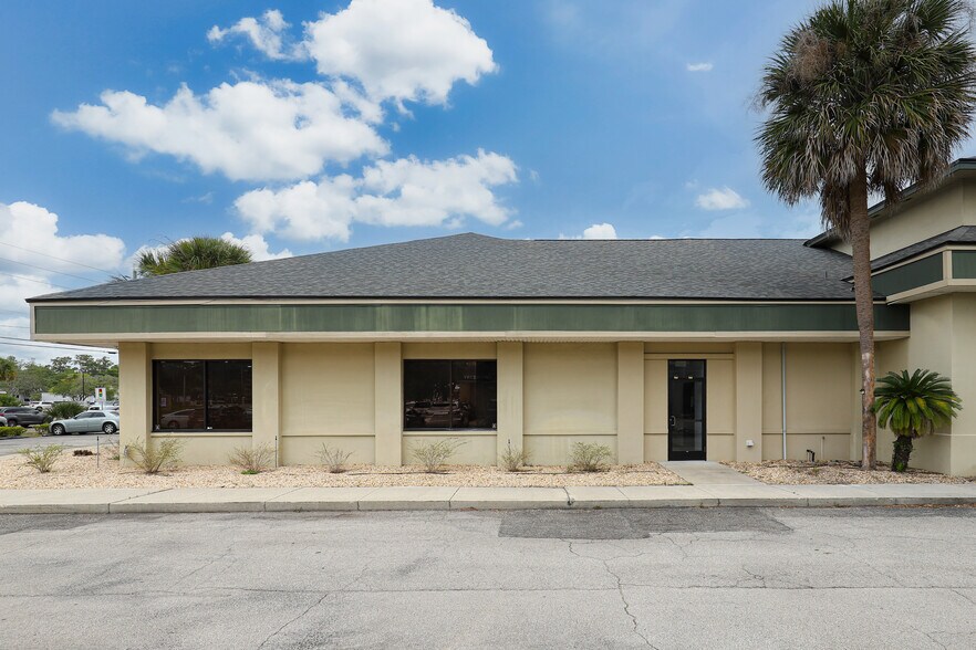 More Photos Of 859 Park Ave, Orange Park Medical For Sale