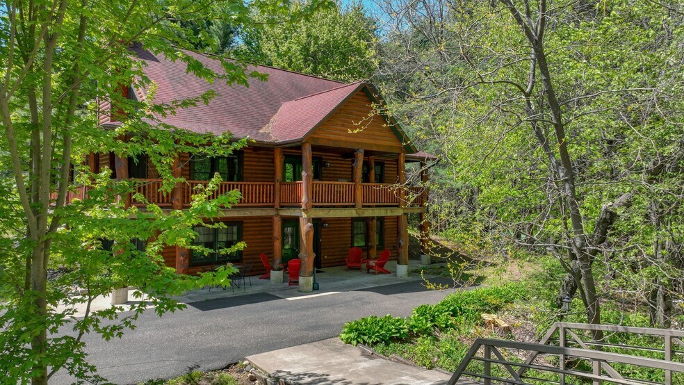 More Photos Of 18061 County Highway OO, Chippewa Falls Lodge Meeting Hall For Sale