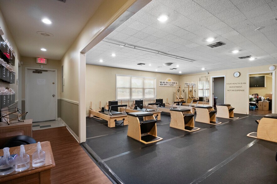 More Photos Of 1700 Dr. Martin Luther King, Jr. St N, Saint Petersburg Medical For Sale