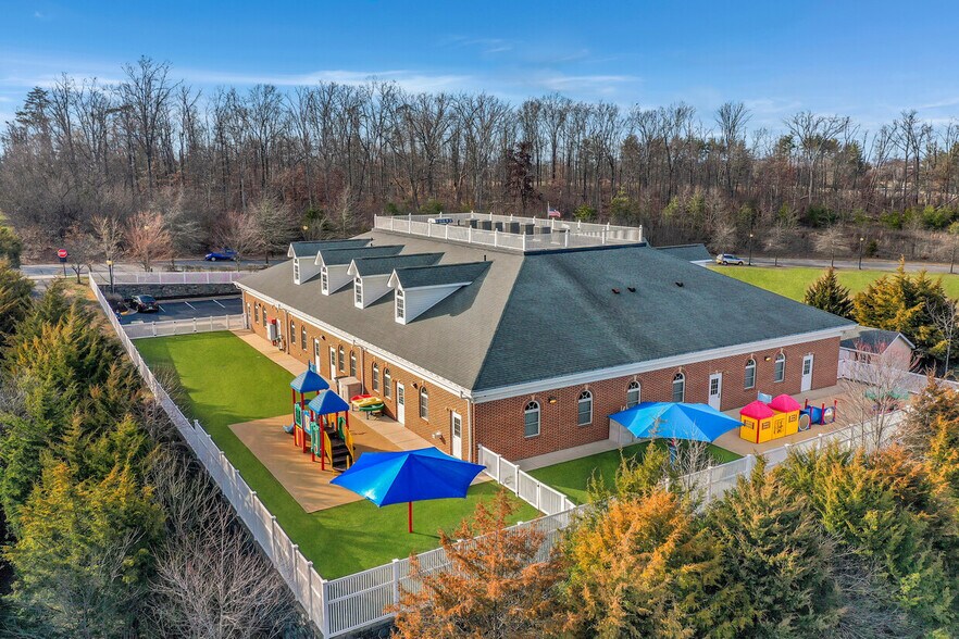 More Photos Of 42885 Orchard Oriole Dr, Ashburn Daycare Center For Lease