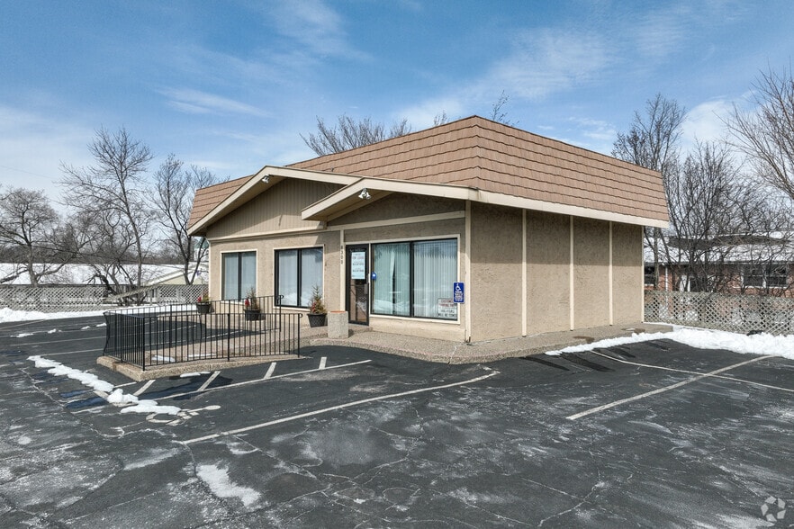 More Photos Of 8300 Minnetonka Blvd, Saint Louis Park Freestanding For Sale