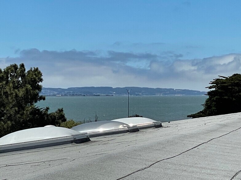 More Photos Of 2390 4th St, Berkeley Office For Lease