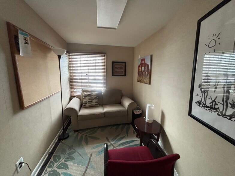 More Photos Of 103 E Gate Dr, Cherry Hill Medical For Sale