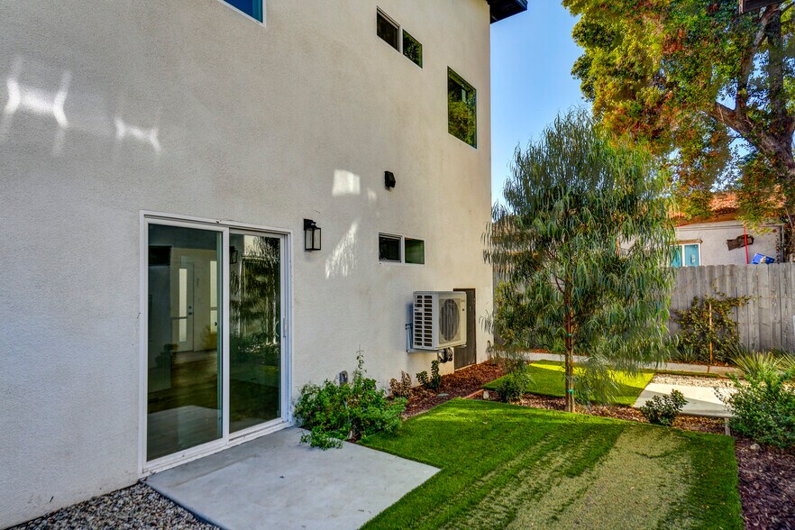 More Photos Of 5822 Gage Ave, Bell Gardens Apartments For Sale