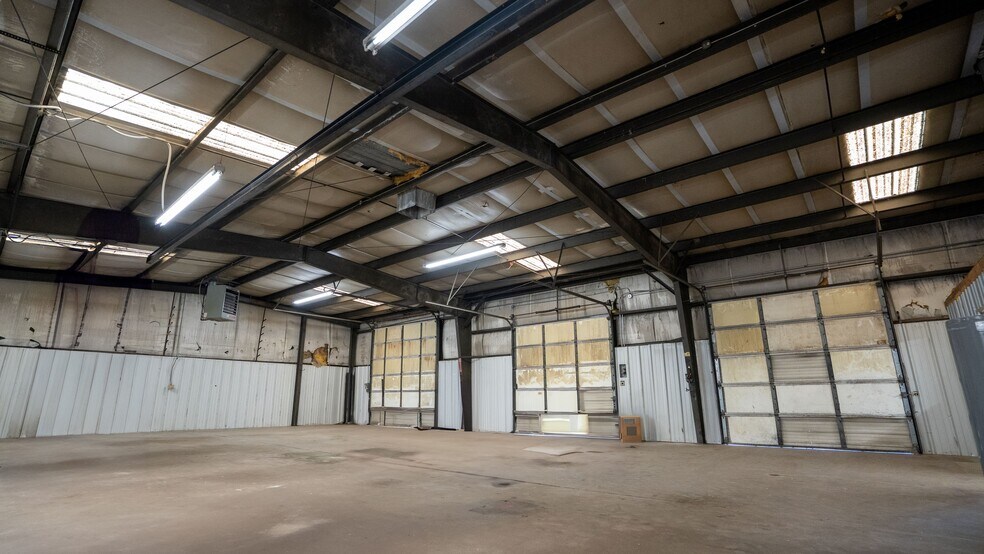 More Photos Of 3625 S 700 W, Salt Lake City Service For Sale