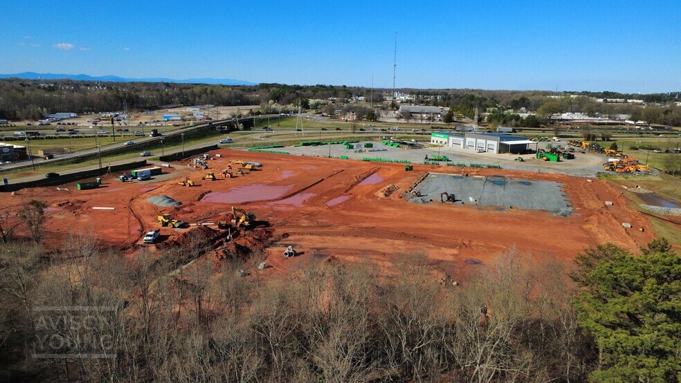 More Photos Of 1095 Simuel Rd, Spartanburg Warehouse For Lease