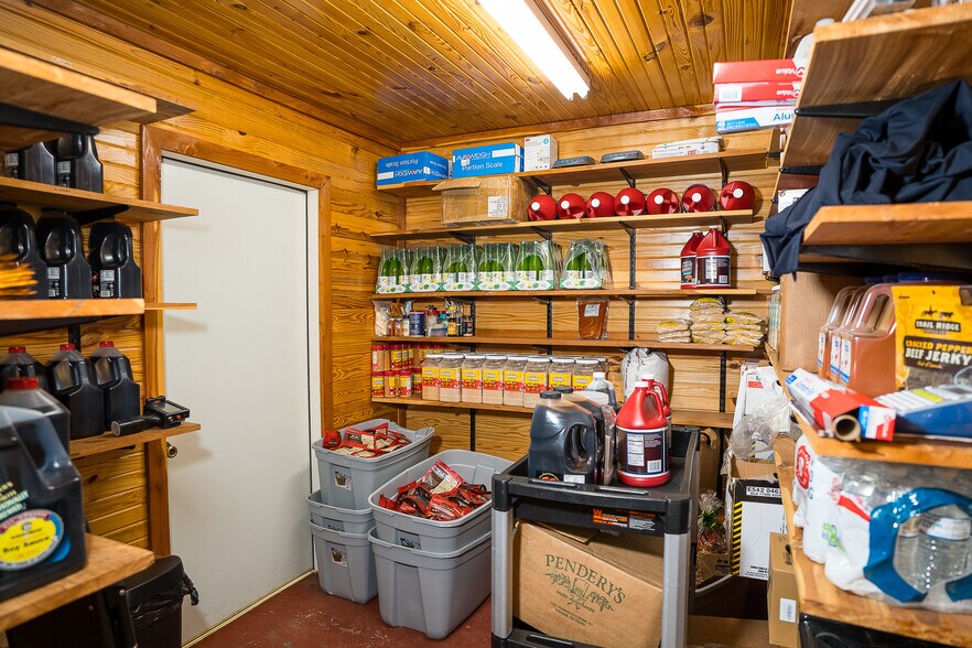 More Photos Of 13637 US Highway 287 N, Grapeland Food Processing For Sale