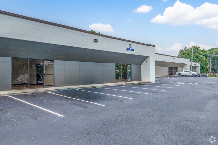 More Photos Of 1450-1468 Chattahoochee Ave NW, Atlanta Warehouse For Lease