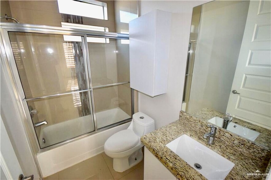 More Photos Of 1202 Upas Dr, Edinburg Apartments For Sale