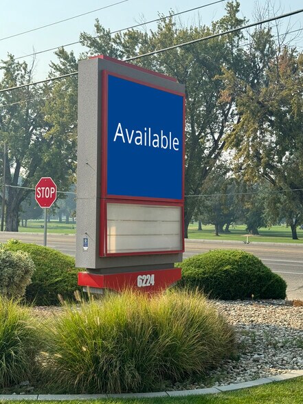 More Photos Of 6224 W State St, Boise Veterinarian Kennel For Sale