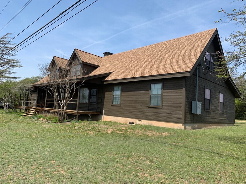 More Photos Of 4225 E Highway 290, Dripping Springs Office For Sale
