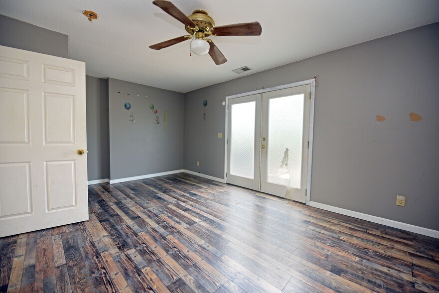 More Photos Of 10 Deer Crossing Trl, Blairsville Office For Sale