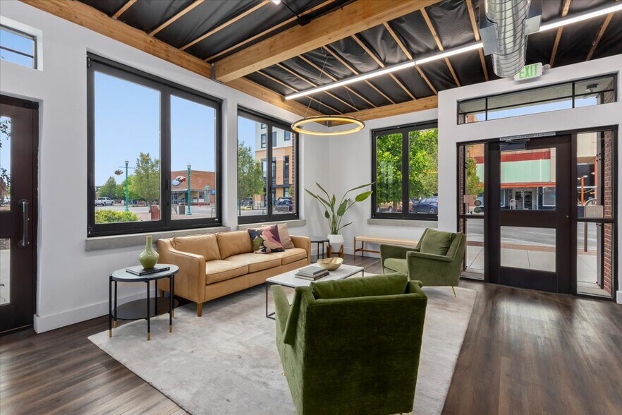 More Photos Of 147 Main Ave E, Twin Falls Office For Lease