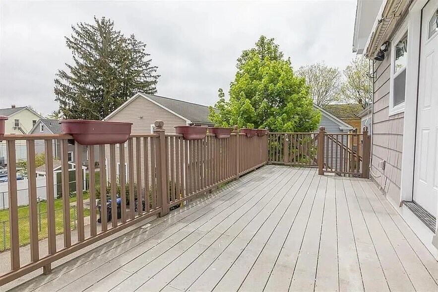 More Photos Of 205 Ives St, Providence Multifamily For Sale