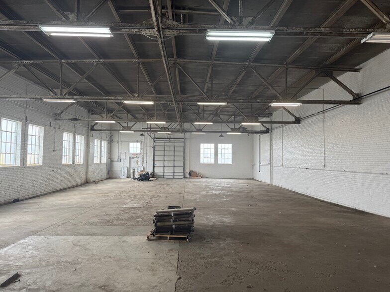 More Photos Of 1789 E 45th St, Cleveland Industrial For Sale
