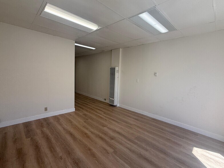 More Photos Of 2578 Noriega St, San Francisco Storefront Retail Office For Lease
