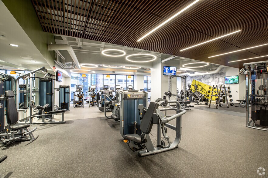 More Photos Of 1818 Market St, Philadelphia Office For Lease