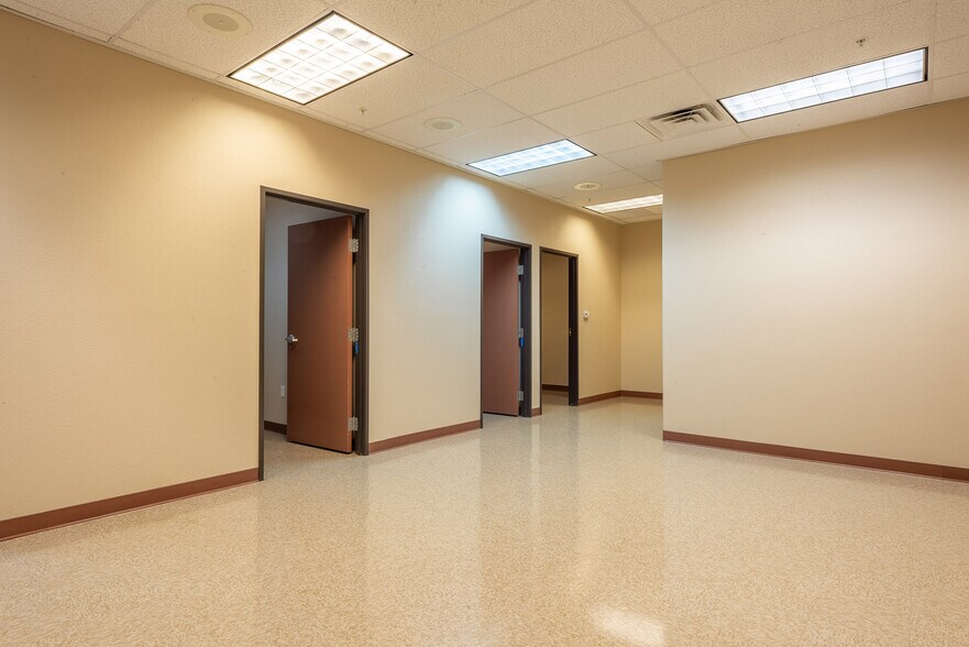 More Photos Of 2980 S Jones Blvd, Las Vegas Medical For Lease