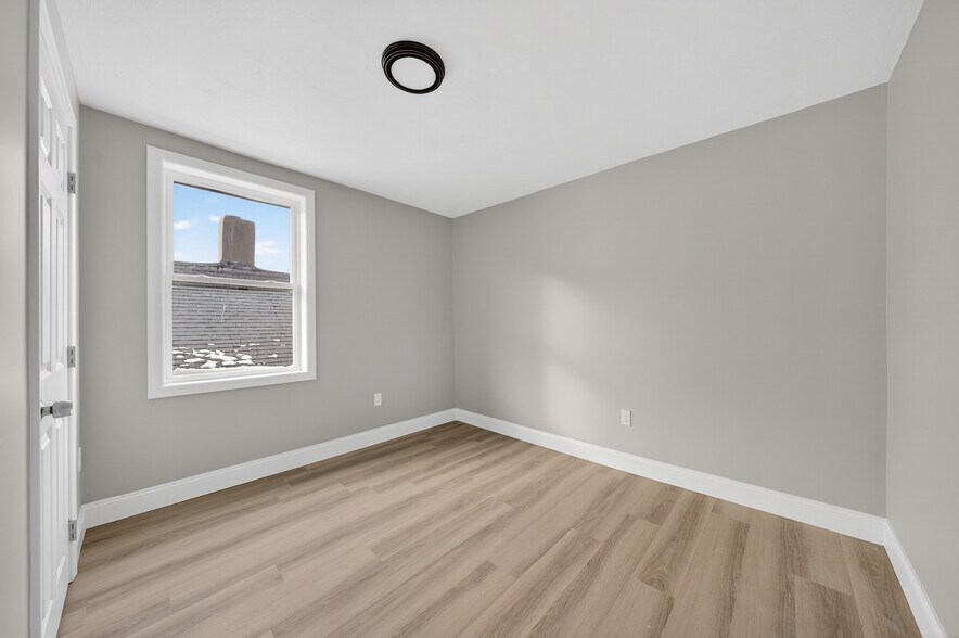 More Photos Of 165 Grant St, Fall River Apartments For Sale
