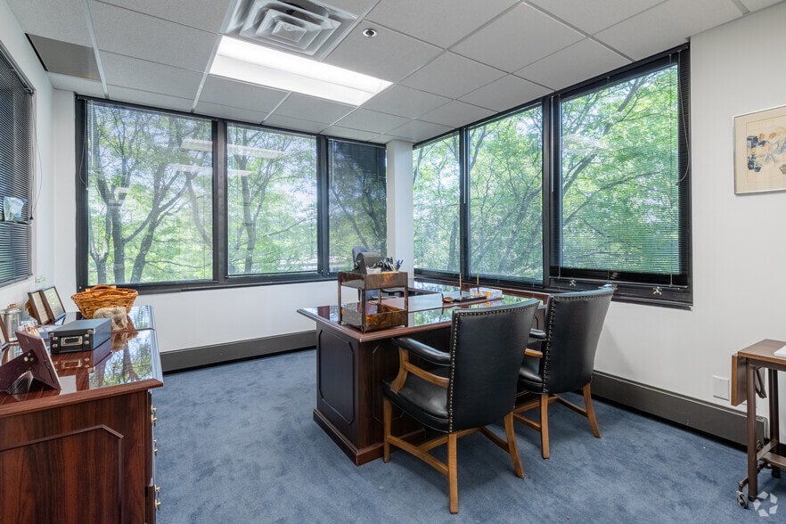 More Photos Of 619 E Palisade Ave, Englewood Cliffs Office For Lease