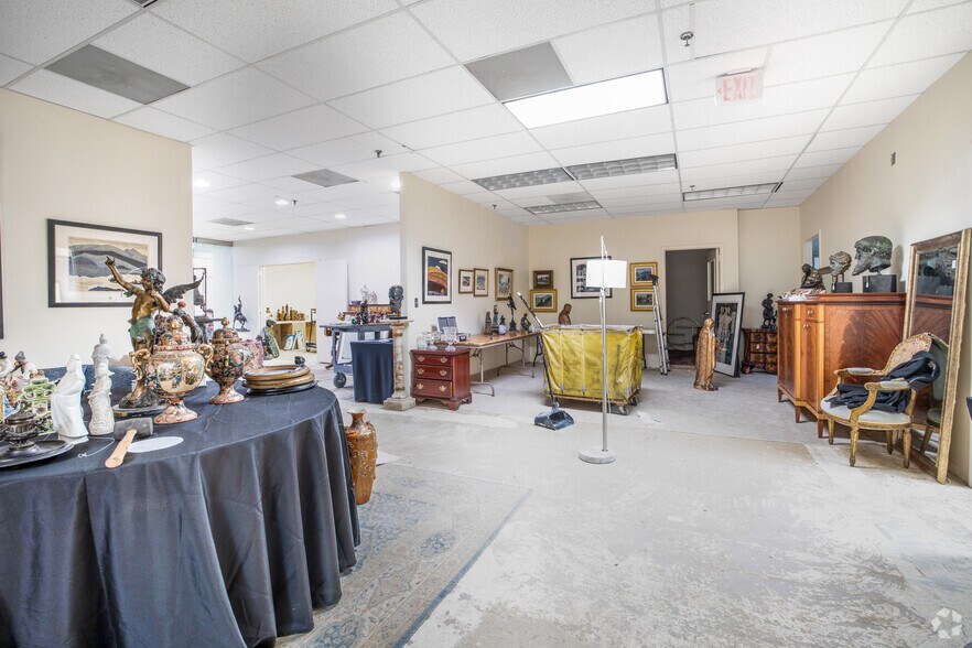 More Photos Of 40 W Gude Dr, Rockville Office For Sale