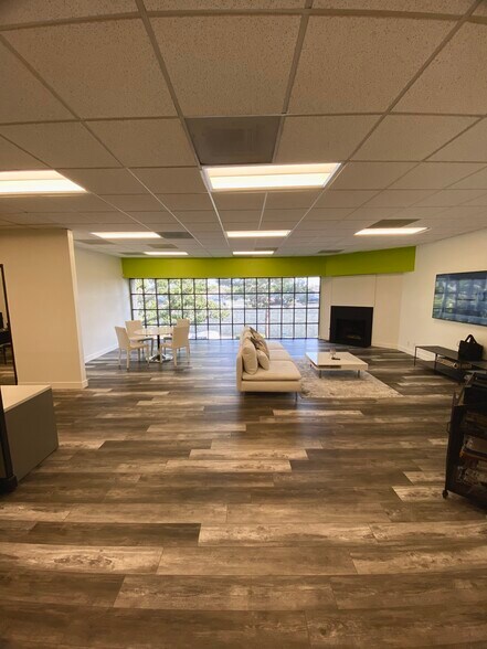 More Photos Of 3505 Cadillac Ave, Costa Mesa Office For Lease