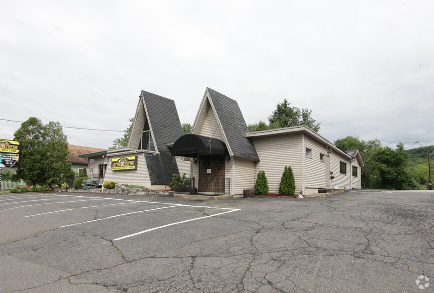 Primary Photo Of 360 Watertown Rd, Thomaston Restaurant For Sale