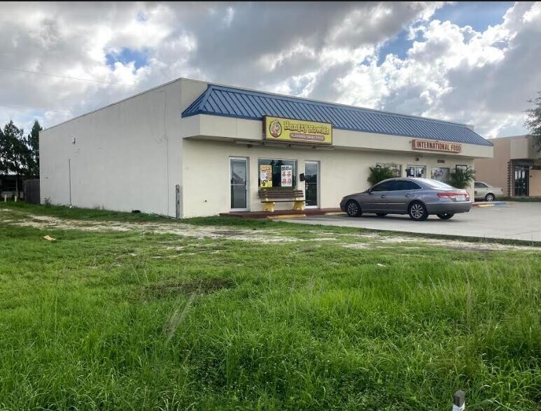 More Photos Of 13201 S Tamiami Trl, North Port Supermarket For Sale