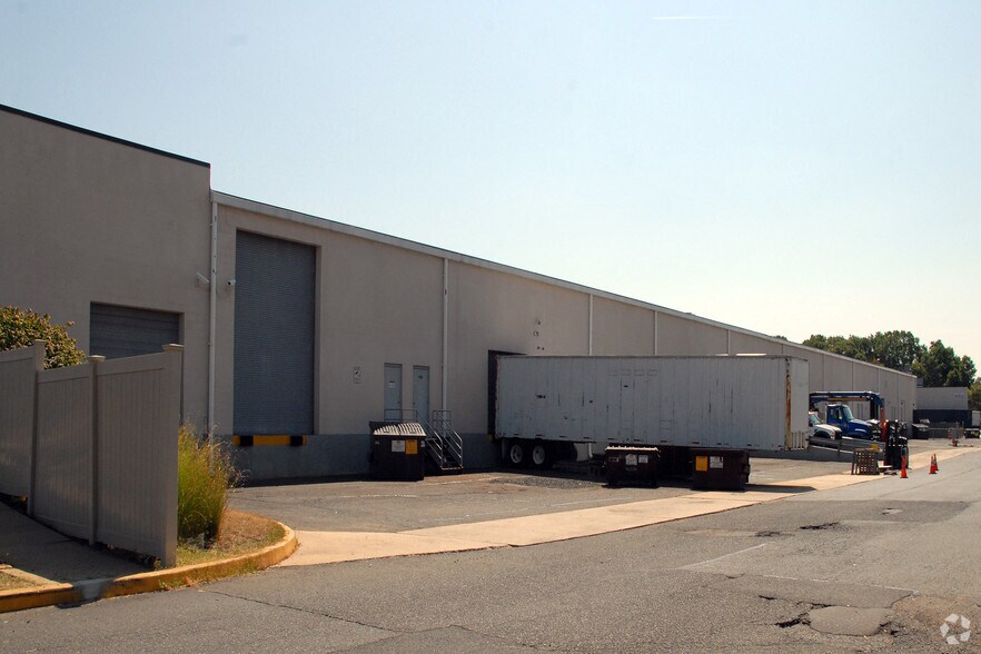 More Photos Of 201 Circle Dr N, Piscataway Light Distribution For Lease