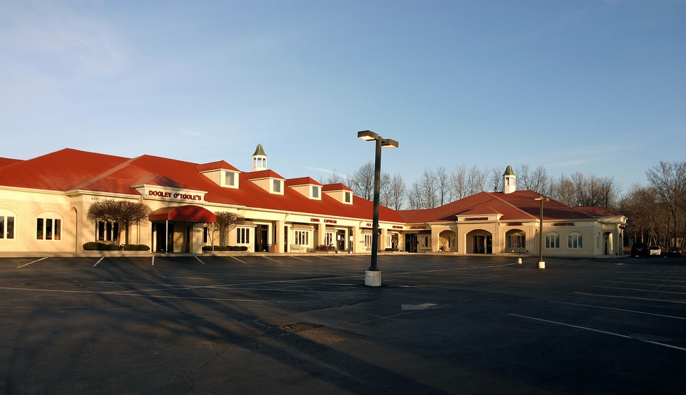 More Photos Of 160-180 E Carmel Dr, Carmel Storefront For Lease