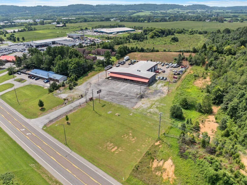 More Photos Of 660 New Hwy 68, Sweetwater Freestanding For Sale