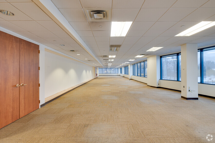 More Photos Of 120 Mountainview Blvd, Basking Ridge Office For Sale