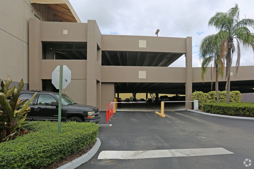 More Photos Of 8095 NW 12th St, Doral Office For Lease