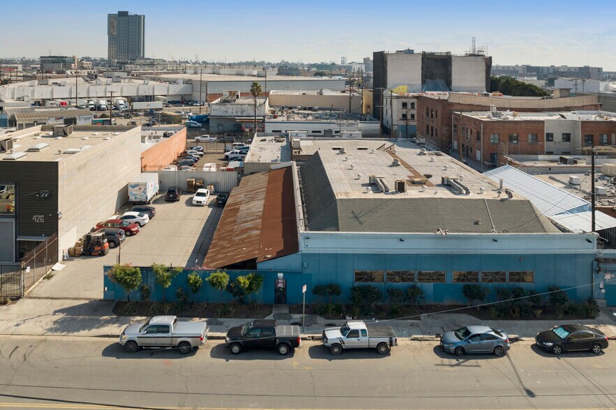Primary Photo Of 432-440 S Towne Ave, Los Angeles Industrial For Sale